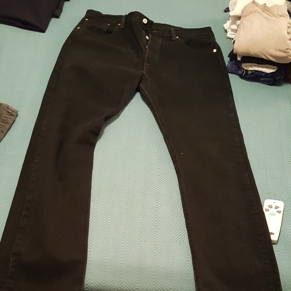 Levis